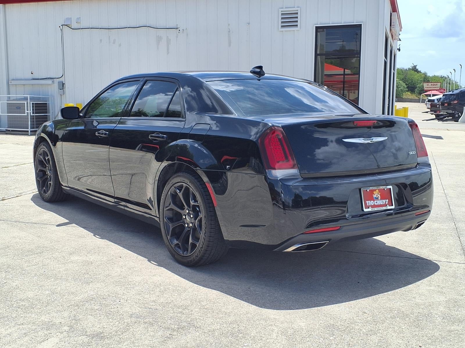 2020 Chrysler 300 Touring