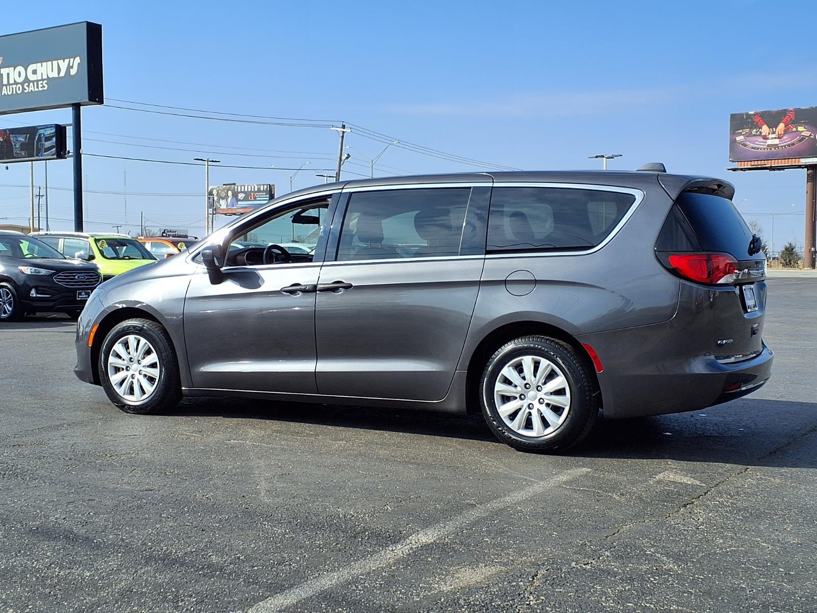 2020 Chrysler Voyager L