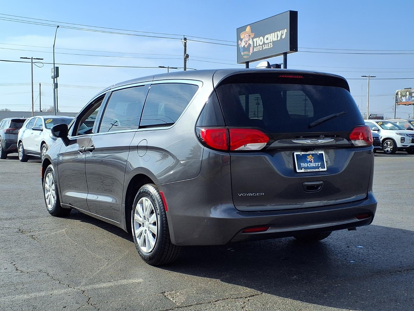 2020 Chrysler Voyager L