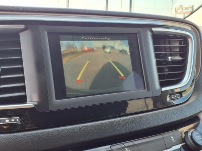 2020 Chrysler Voyager L