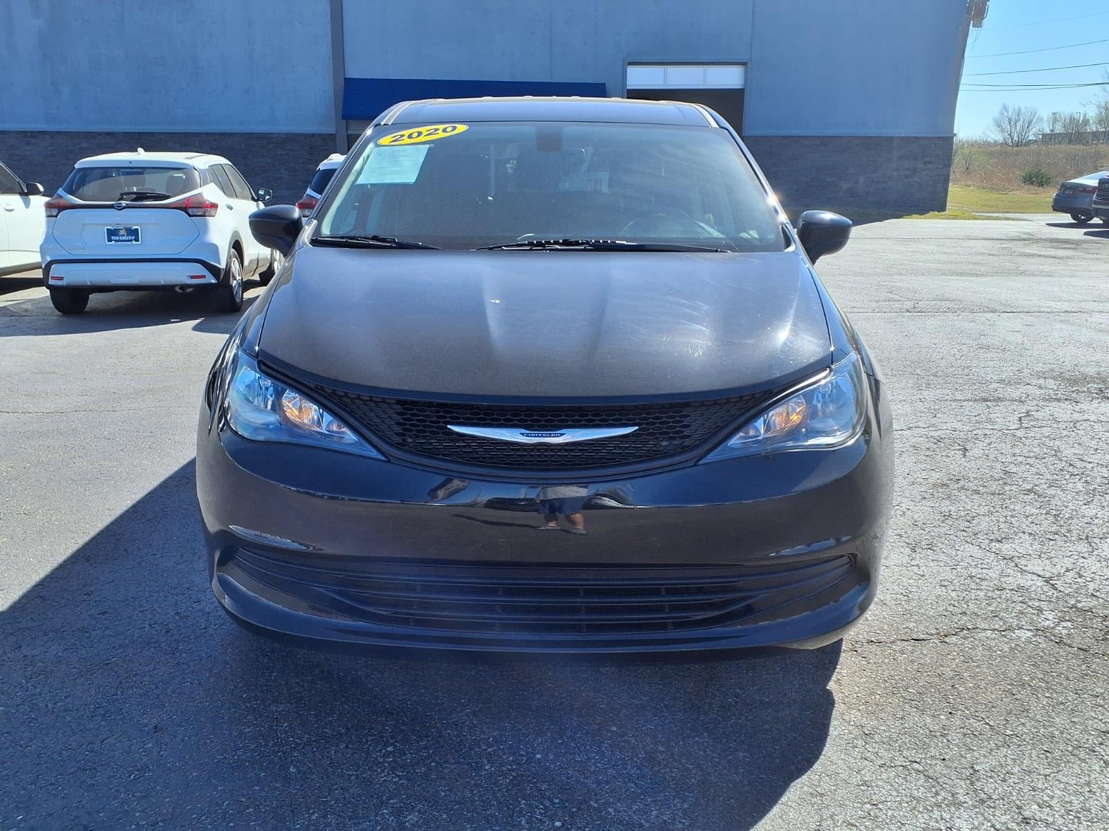 2020 Chrysler Voyager L