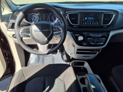 2020 Chrysler Voyager L