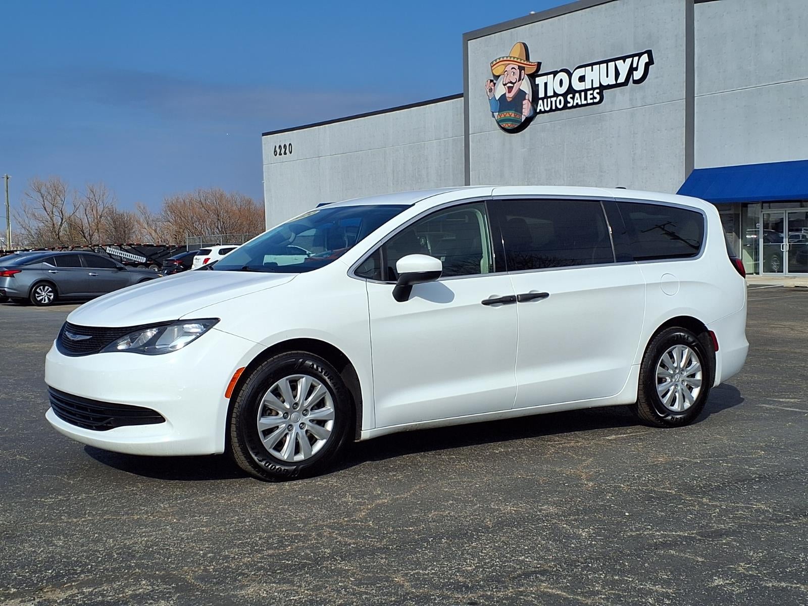 2020 Chrysler Voyager L