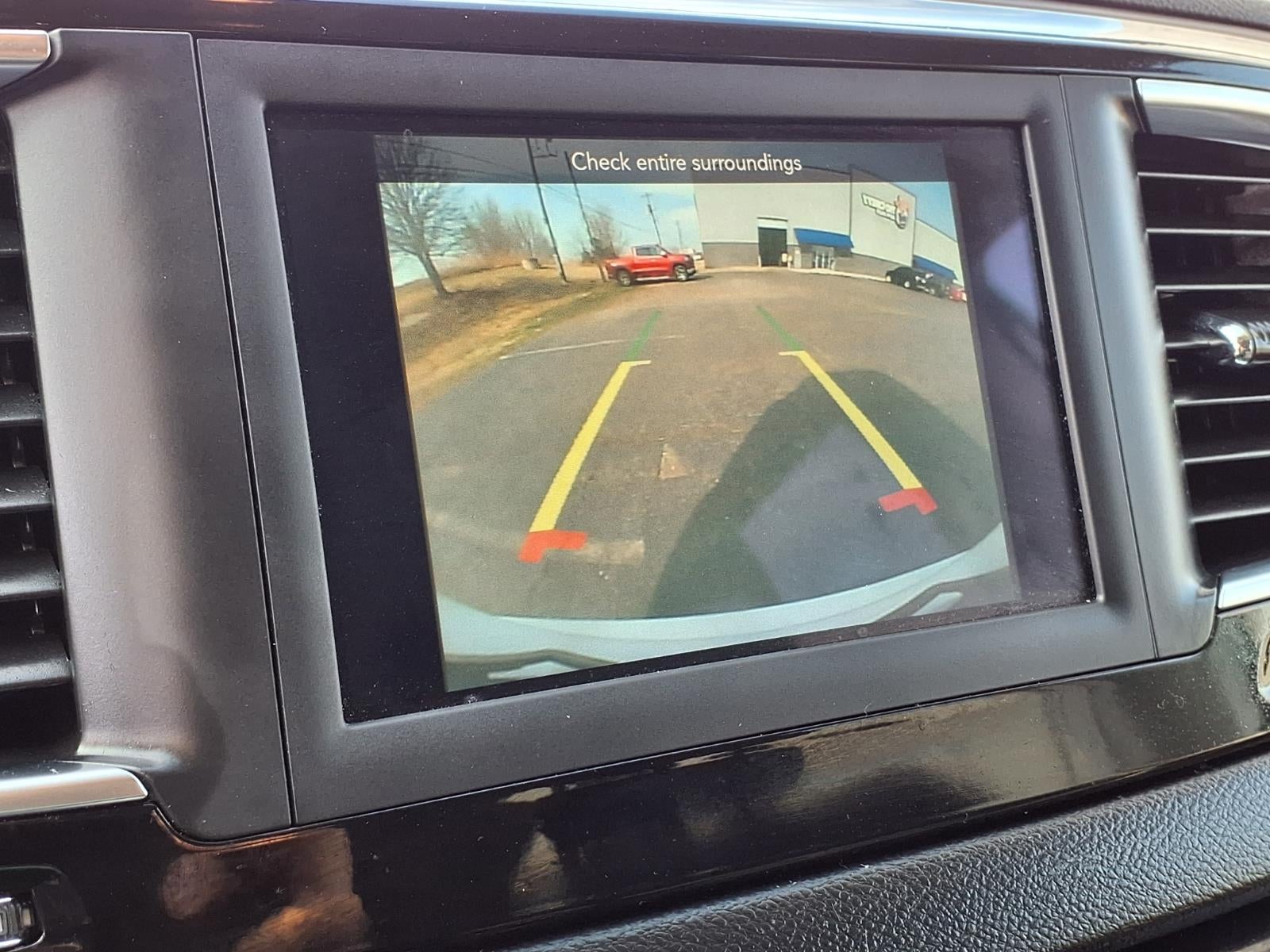 2020 Chrysler Voyager L