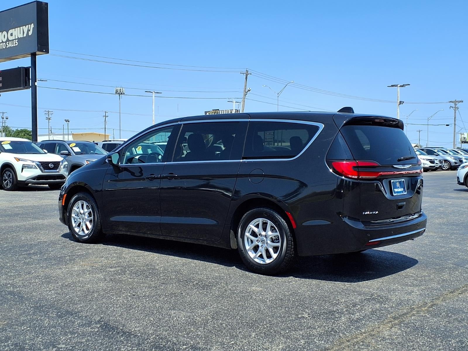 2023 Chrysler Pacifica Touring L