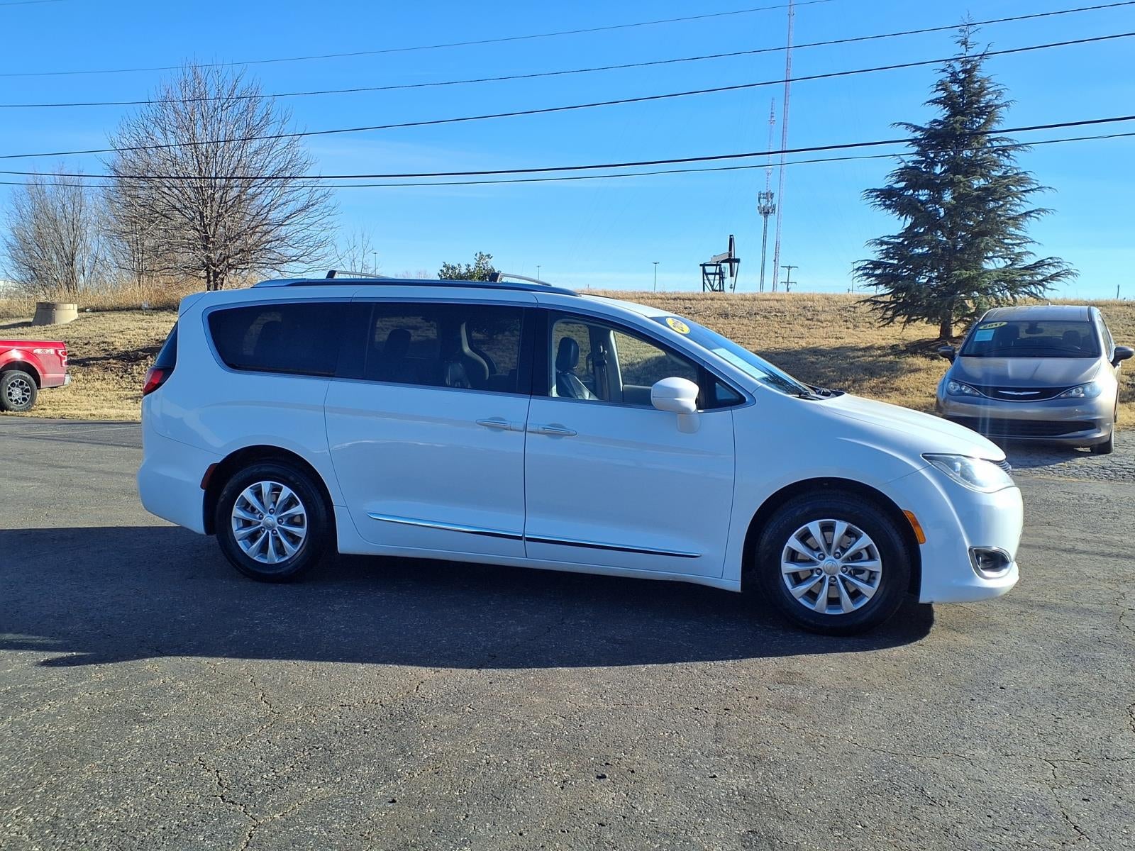 2019 Chrysler Pacifica Touring L