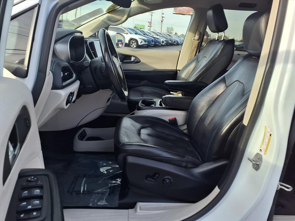 2021 Chrysler Pacifica Touring L