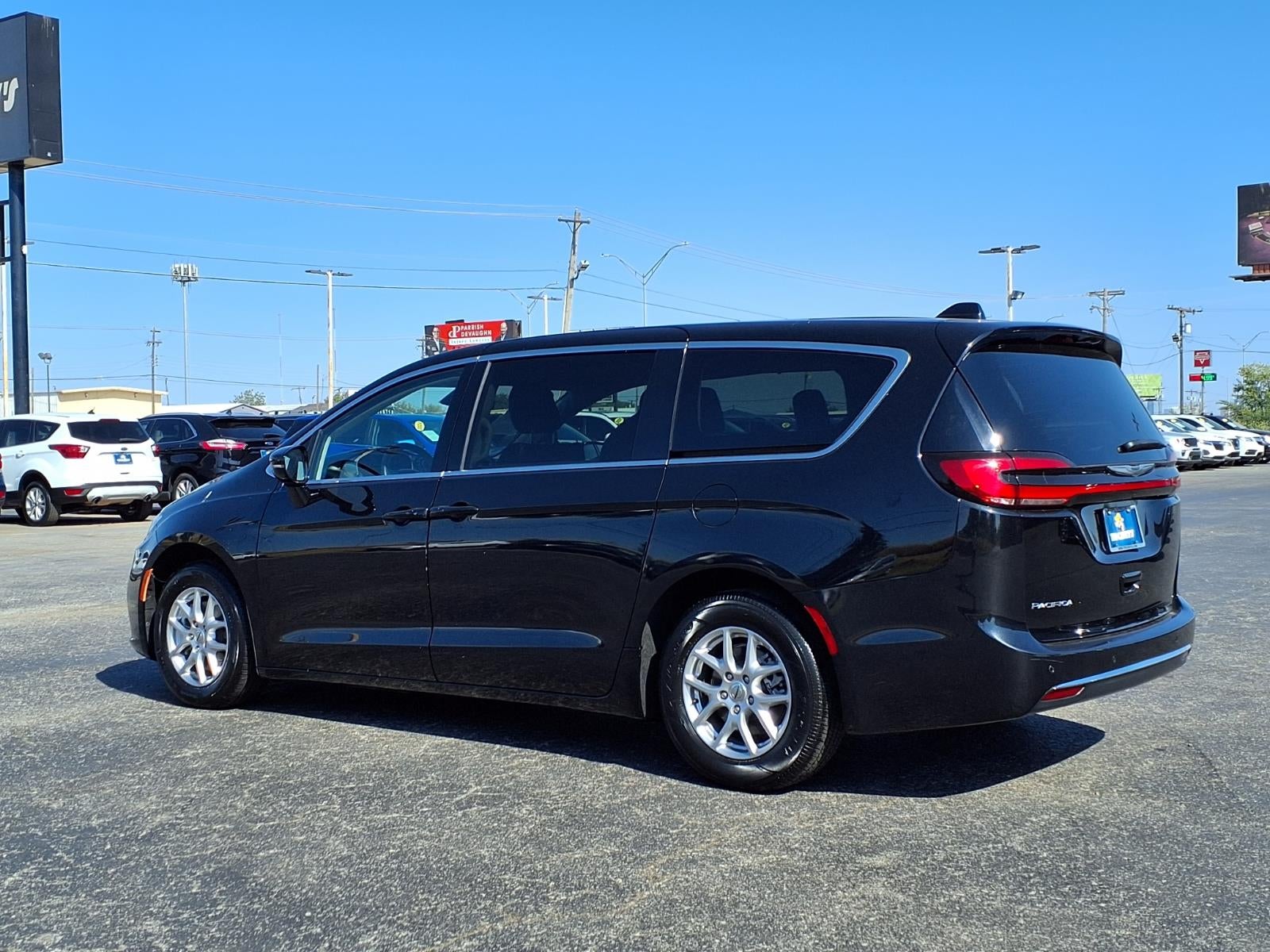 2024 Chrysler Pacifica Touring L