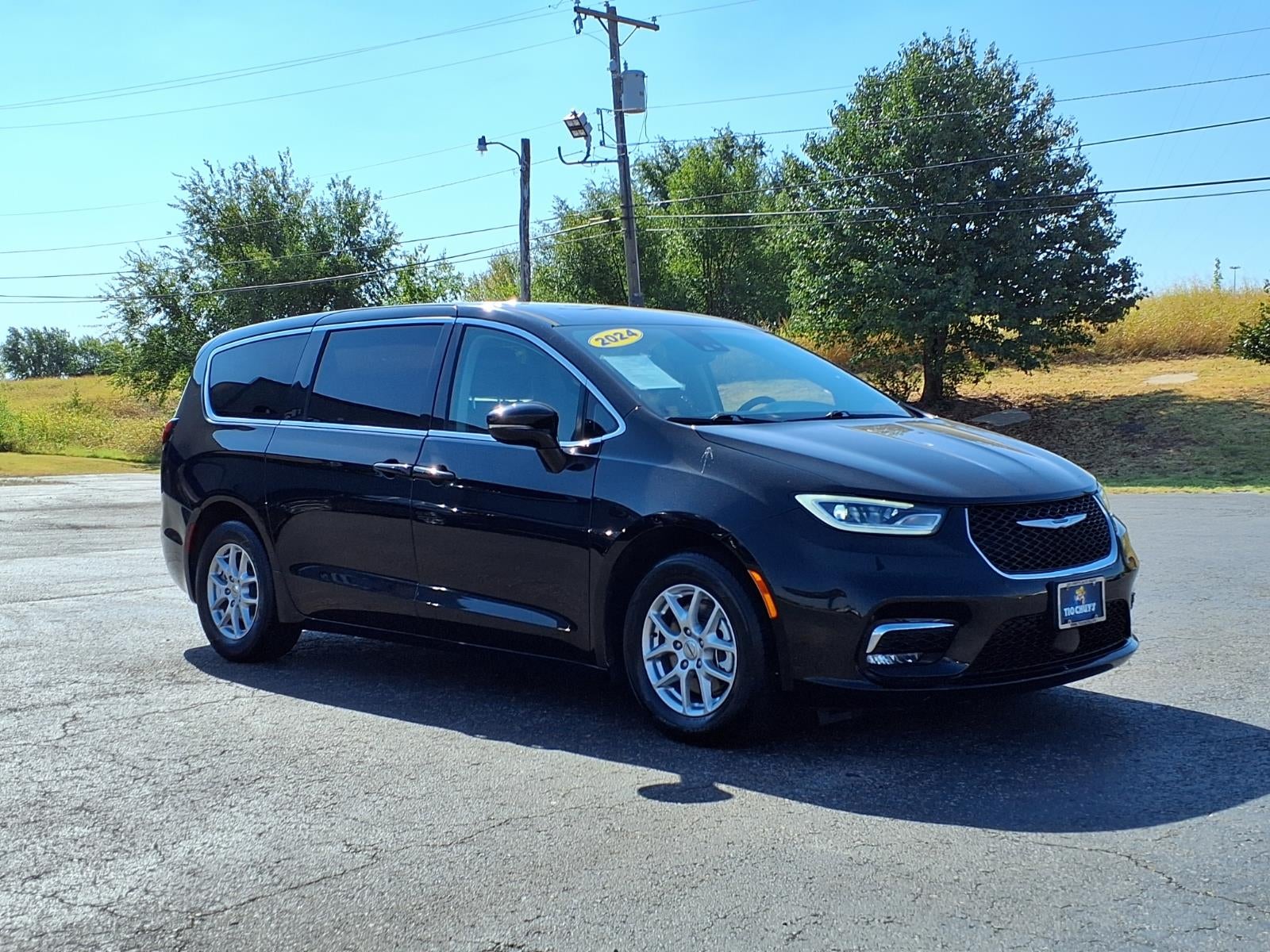 2024 Chrysler Pacifica Touring L