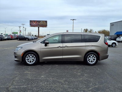 2017 Chrysler Pacifica LX