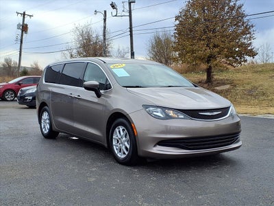 2017 Chrysler Pacifica LX