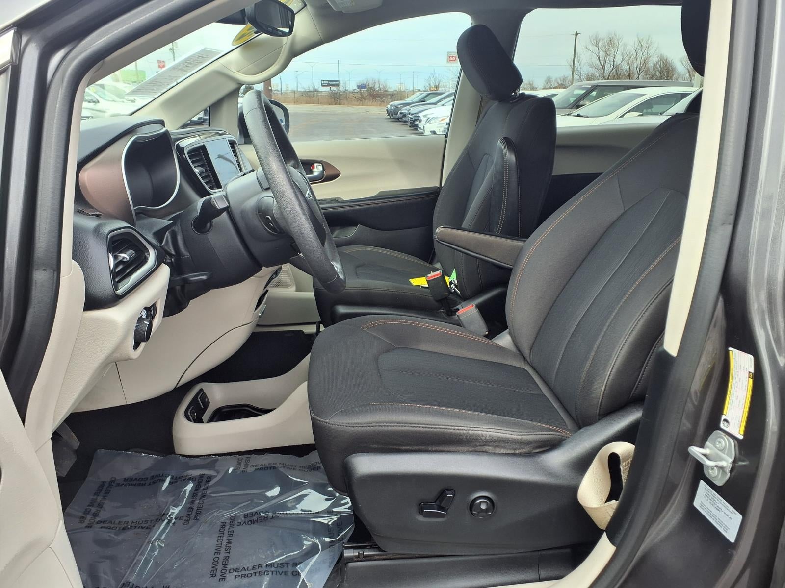 2017 Chrysler Pacifica Touring