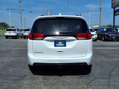2018 Chrysler Pacifica Touring L Plus