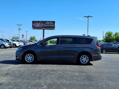 2020 Chrysler Pacifica Touring
