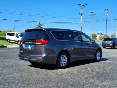 2020 Chrysler Pacifica Touring