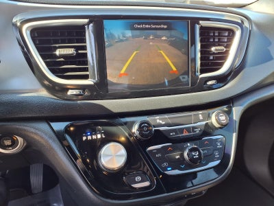 2020 Chrysler Pacifica Hybrid Hybrid Touring L