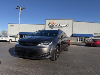 2020 Chrysler Pacifica Hybrid Hybrid Touring L