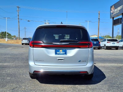 2023 Chrysler Pacifica Plug-In Hybrid Touring L