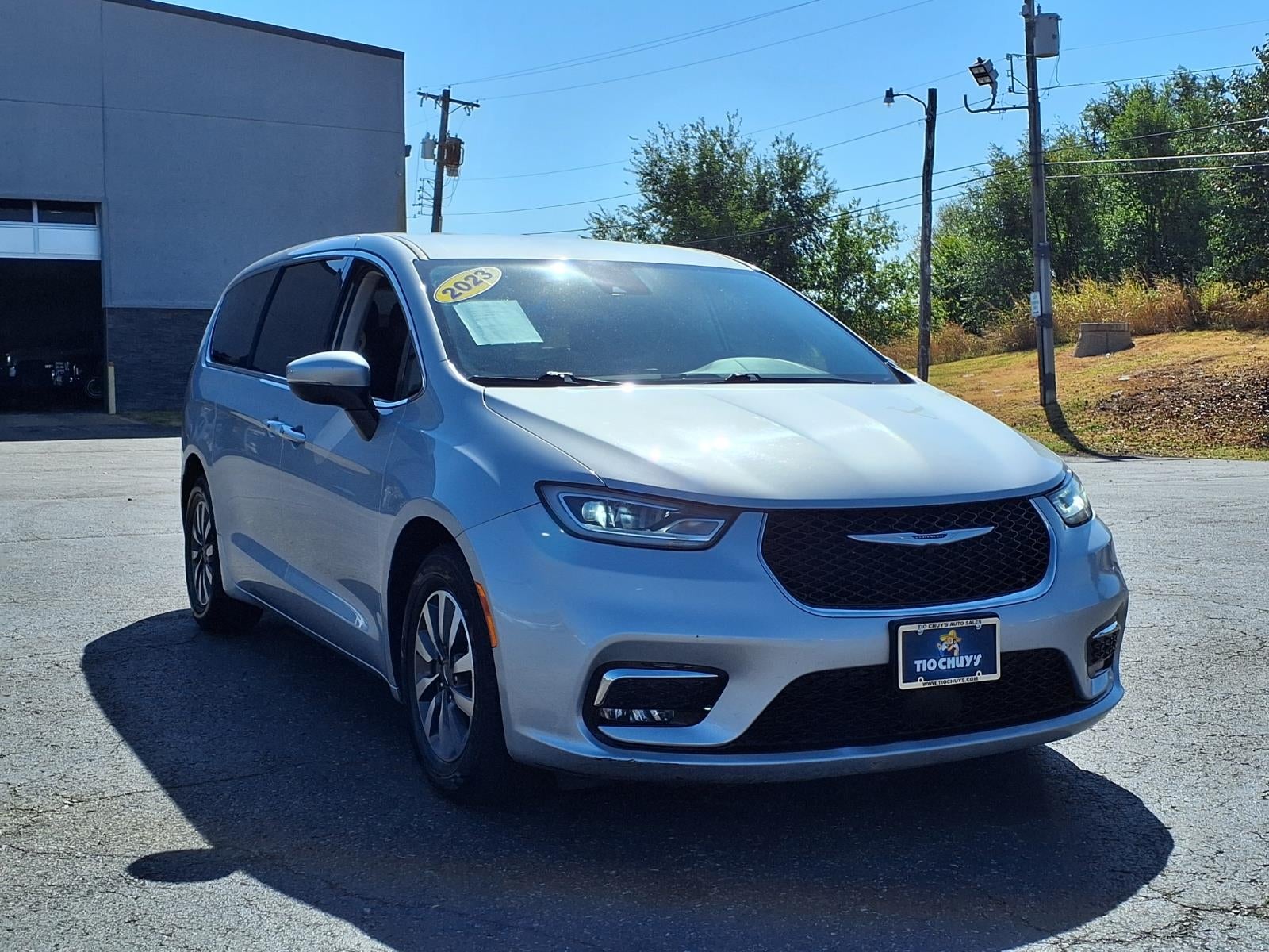 2023 Chrysler Pacifica Plug-In Hybrid Touring L