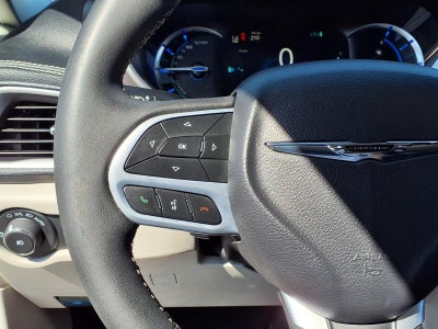 2023 Chrysler Pacifica Plug-In Hybrid Touring L