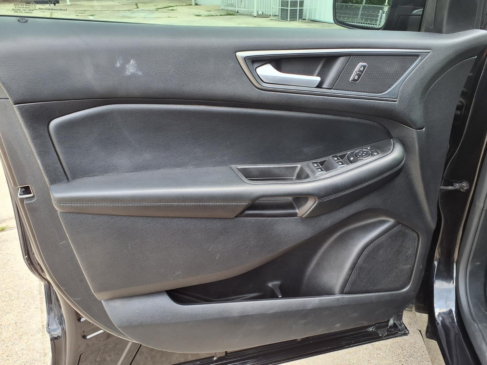 2020 Ford Edge SE