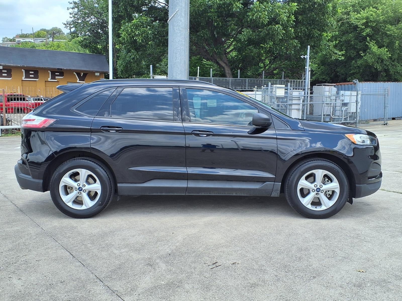 2020 Ford Edge SE