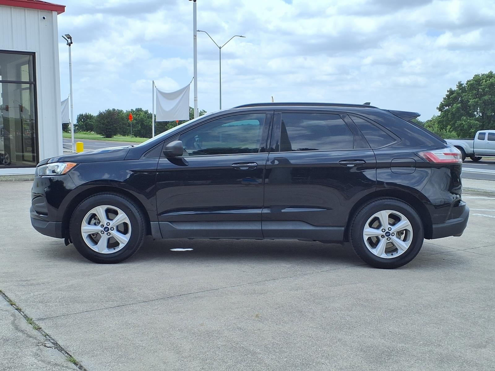 2020 Ford Edge SE