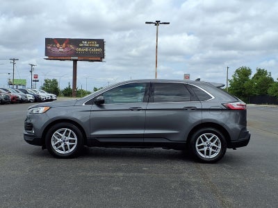 2021 Ford Edge Base