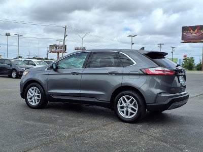 2021 Ford Edge Base