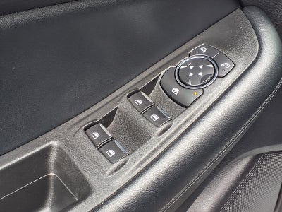 2021 Ford Edge Base