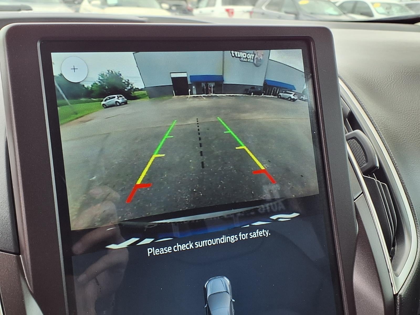 2021 Ford Edge Base