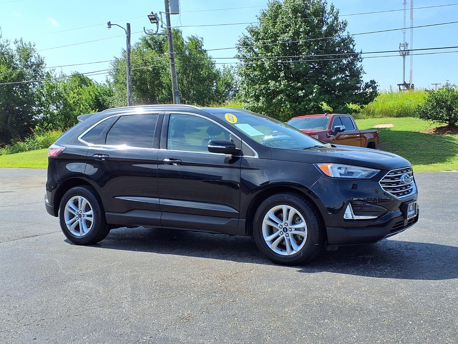 2020 Ford Edge Base