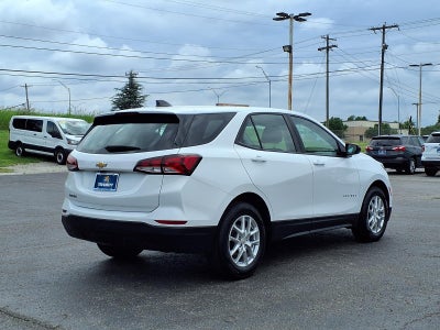 2022 Chevrolet Equinox LS