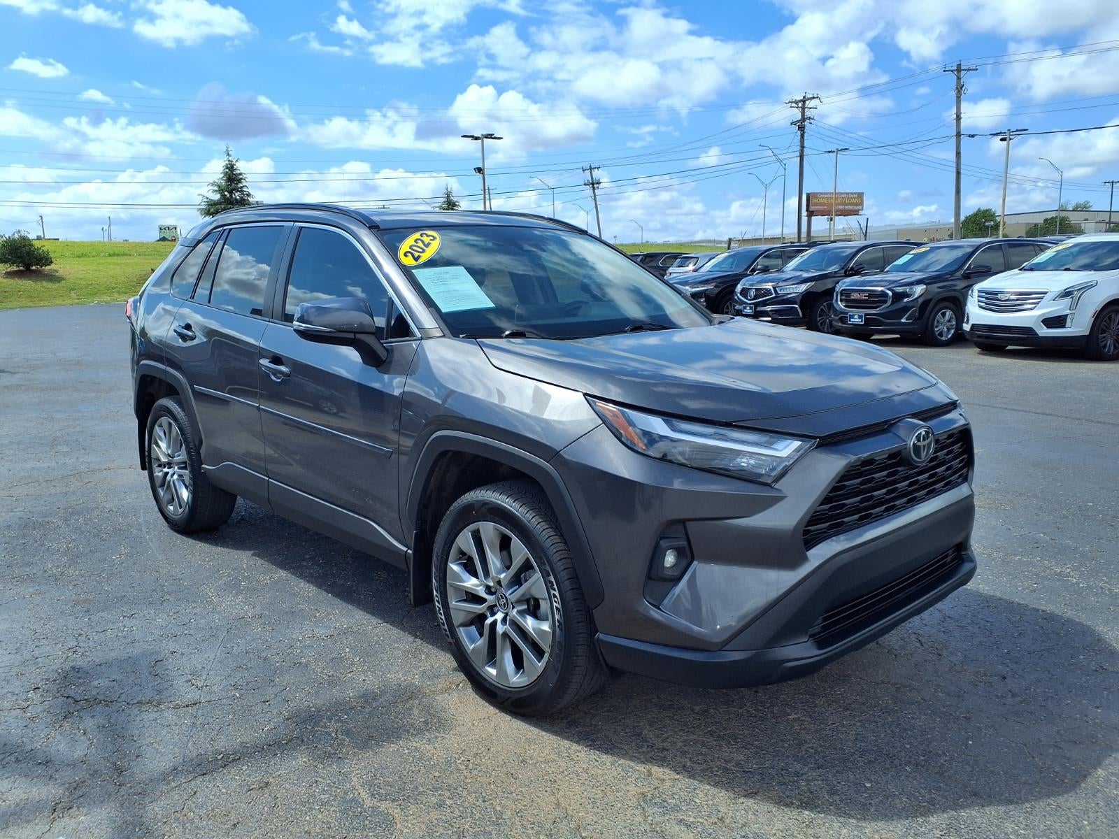 2023 Toyota RAV4 XLE Premium