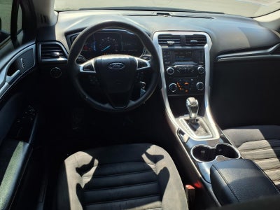 2016 Ford Fusion Hybrid SE