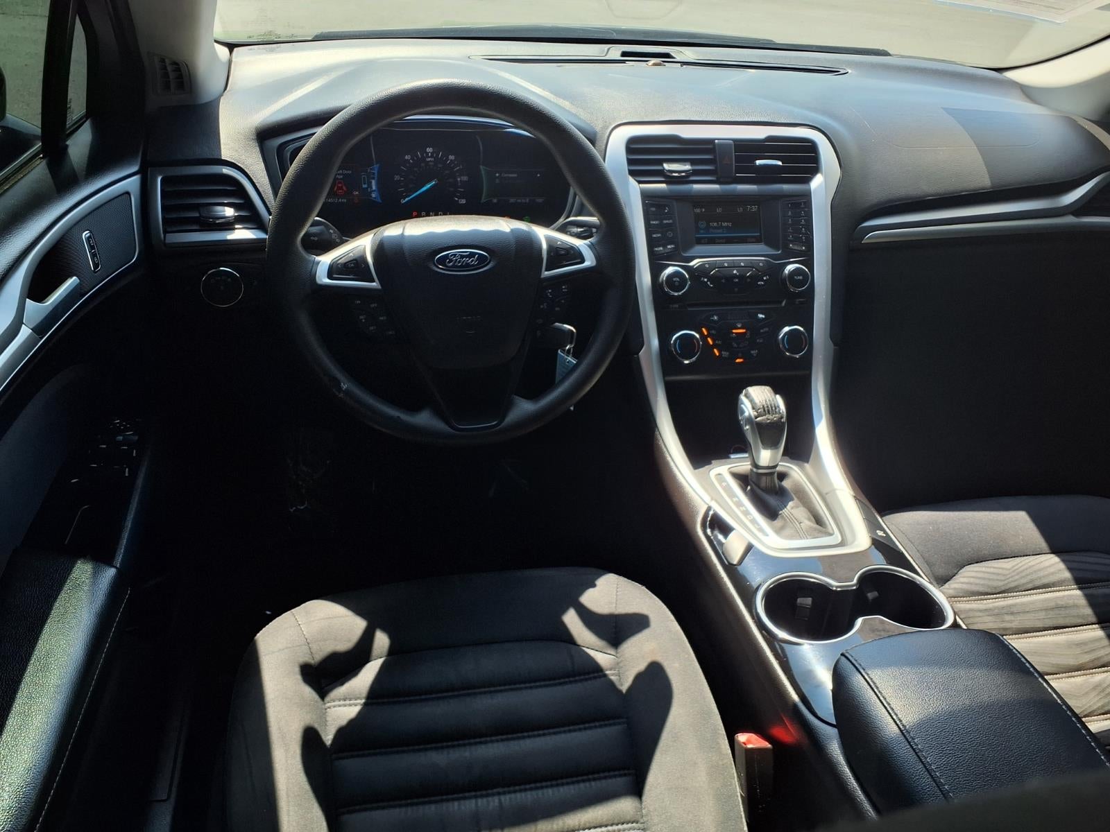 2016 Ford Fusion Hybrid SE