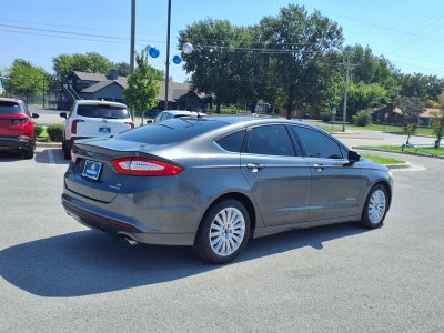 2016 Ford Fusion Hybrid SE