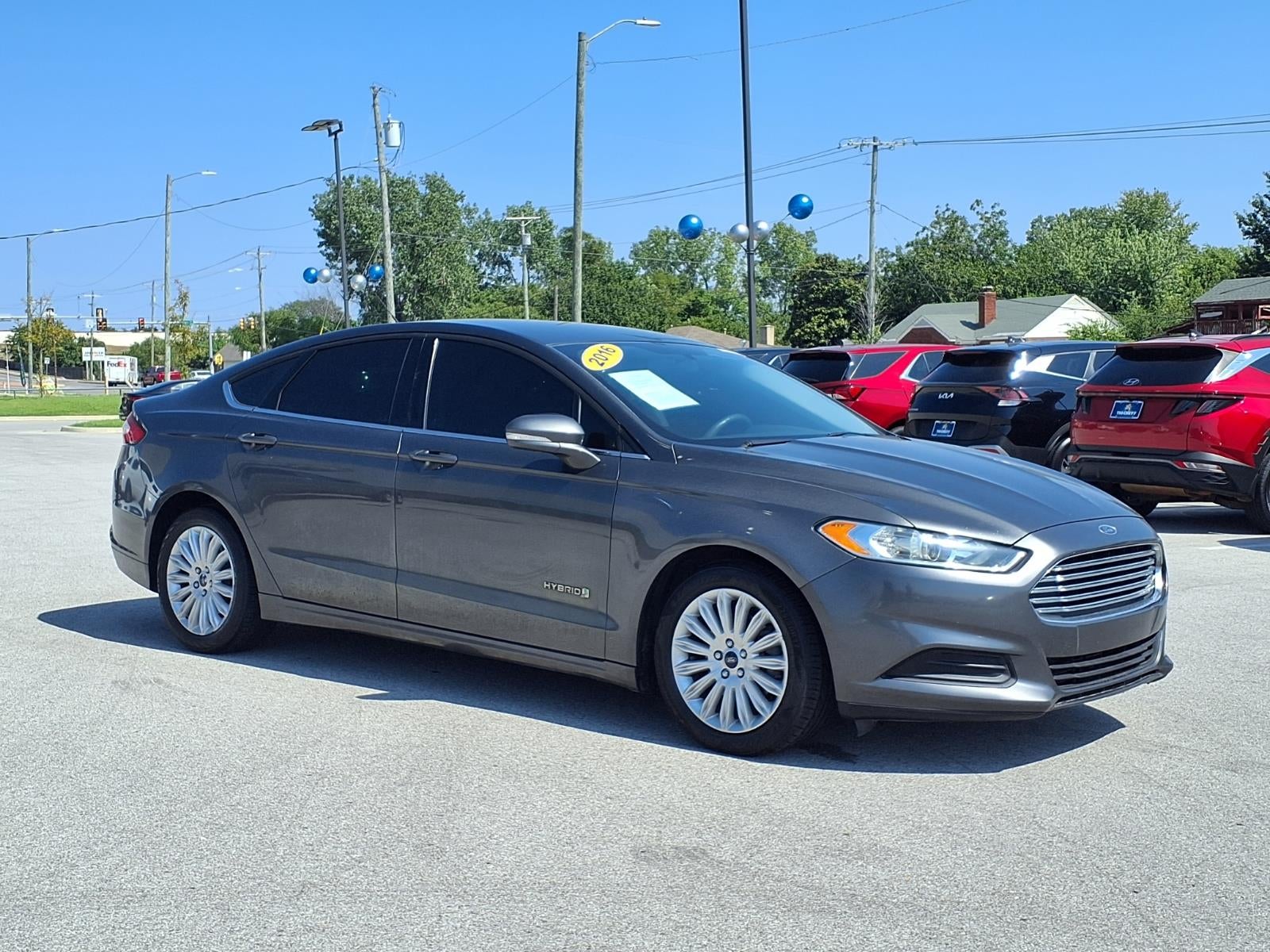 2016 Ford Fusion Hybrid SE