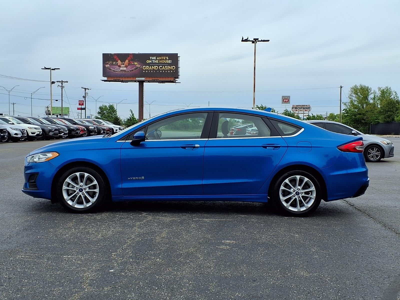 2019 Ford Fusion Hybrid SE