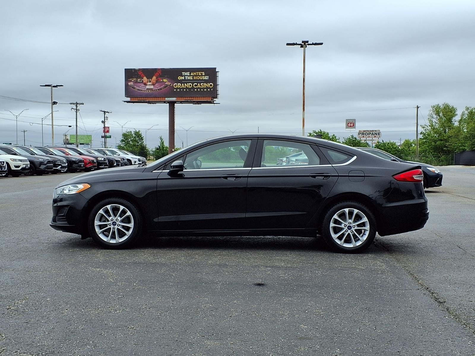 2020 Ford Fusion Hybrid SE
