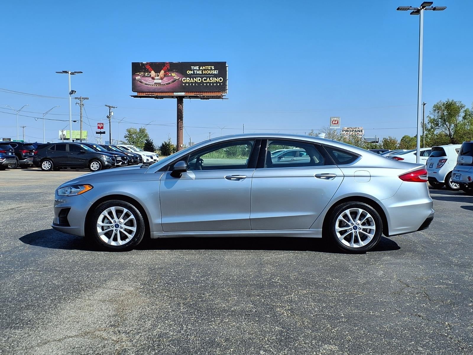 2020 Ford Fusion Hybrid SE