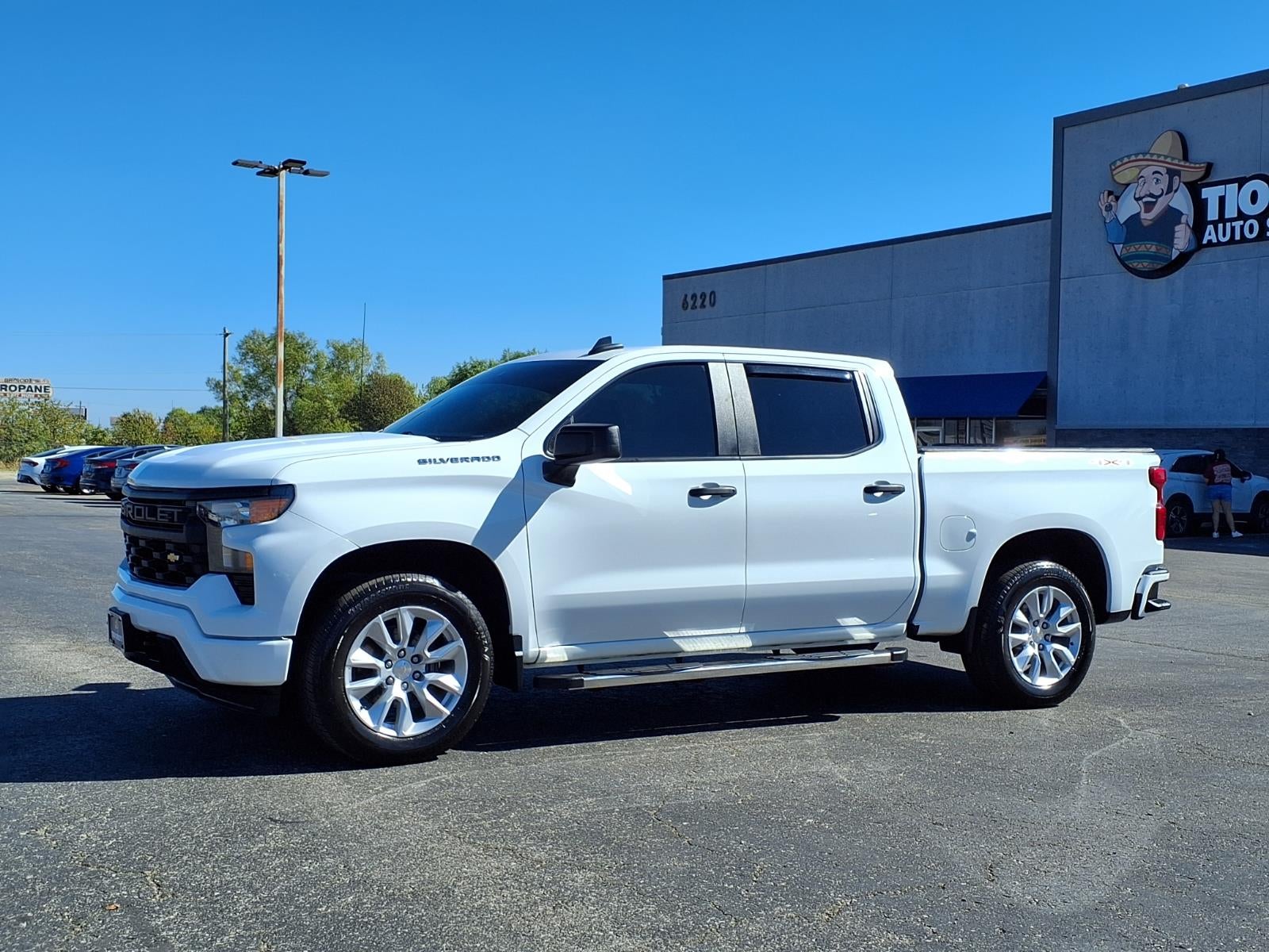 2023 Chevrolet Silverado 1500 Custom