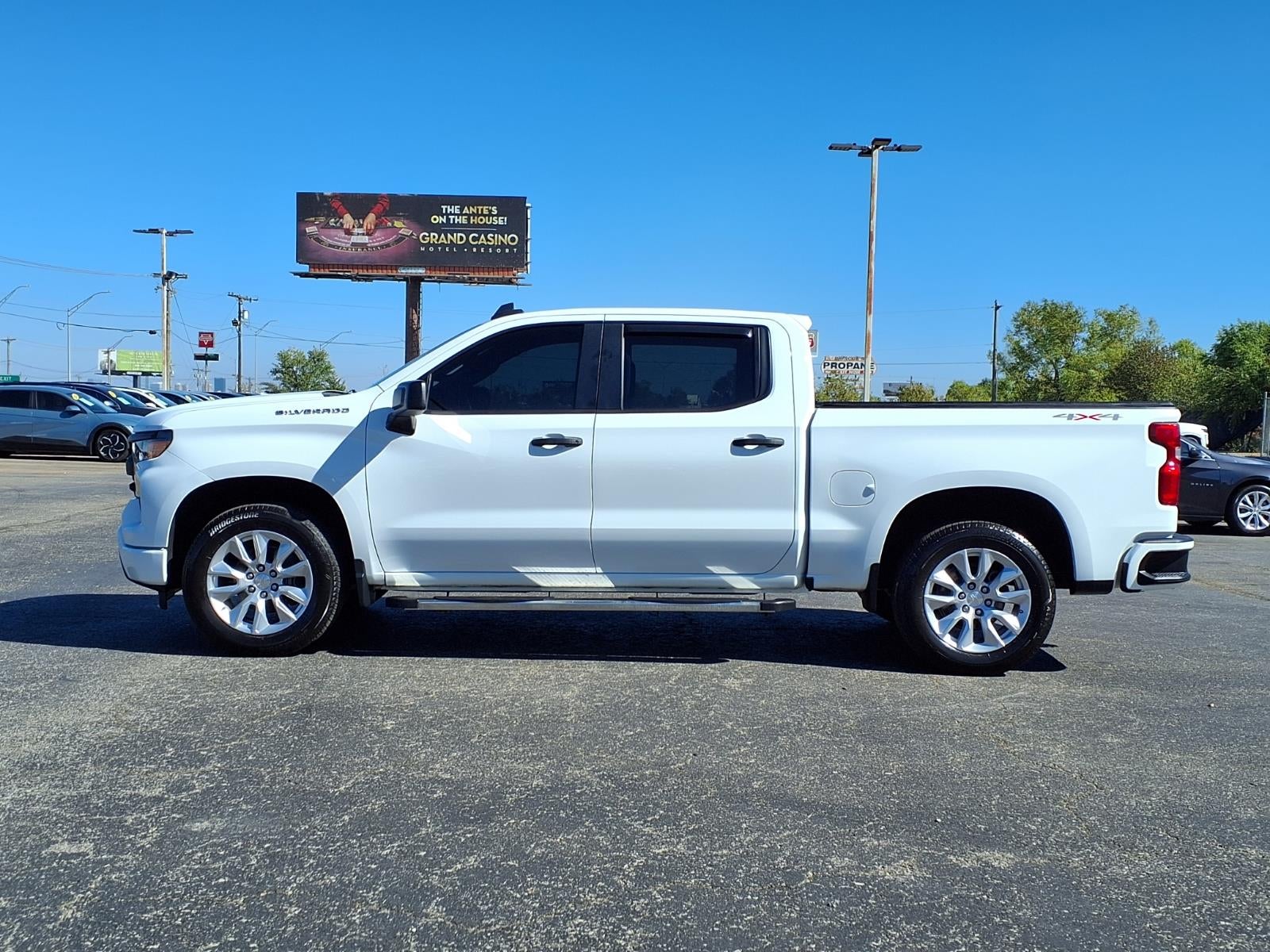 2023 Chevrolet Silverado 1500 Custom