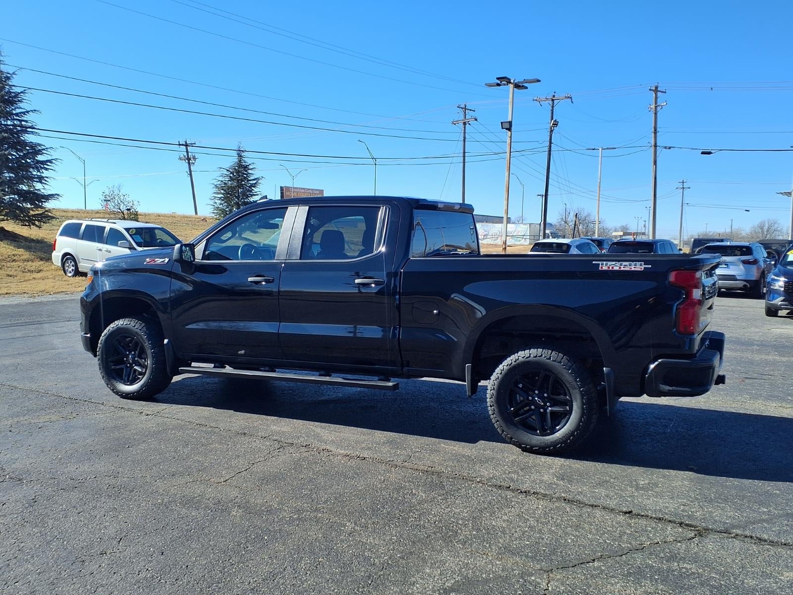 2022 Chevrolet Silverado 1500 Custom Trail Boss