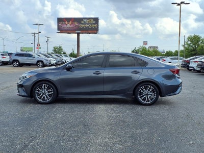 2022 Kia Forte GT-Line