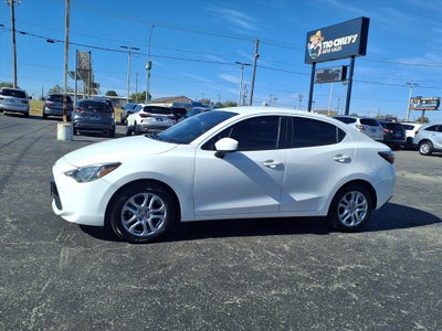 2017 Toyota Yaris iA Base