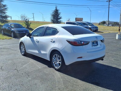2017 Toyota Yaris iA Base
