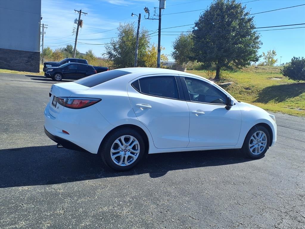 2017 Toyota Yaris iA Base