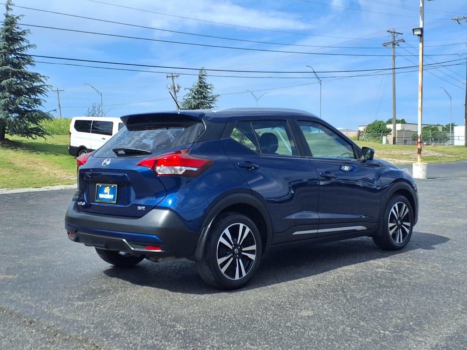 2019 Nissan Kicks SR