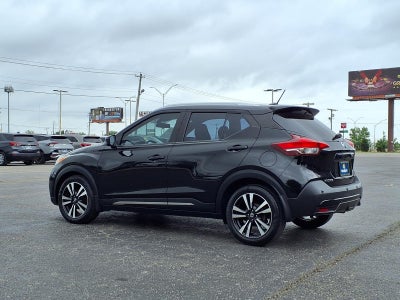 2020 Nissan Kicks SR